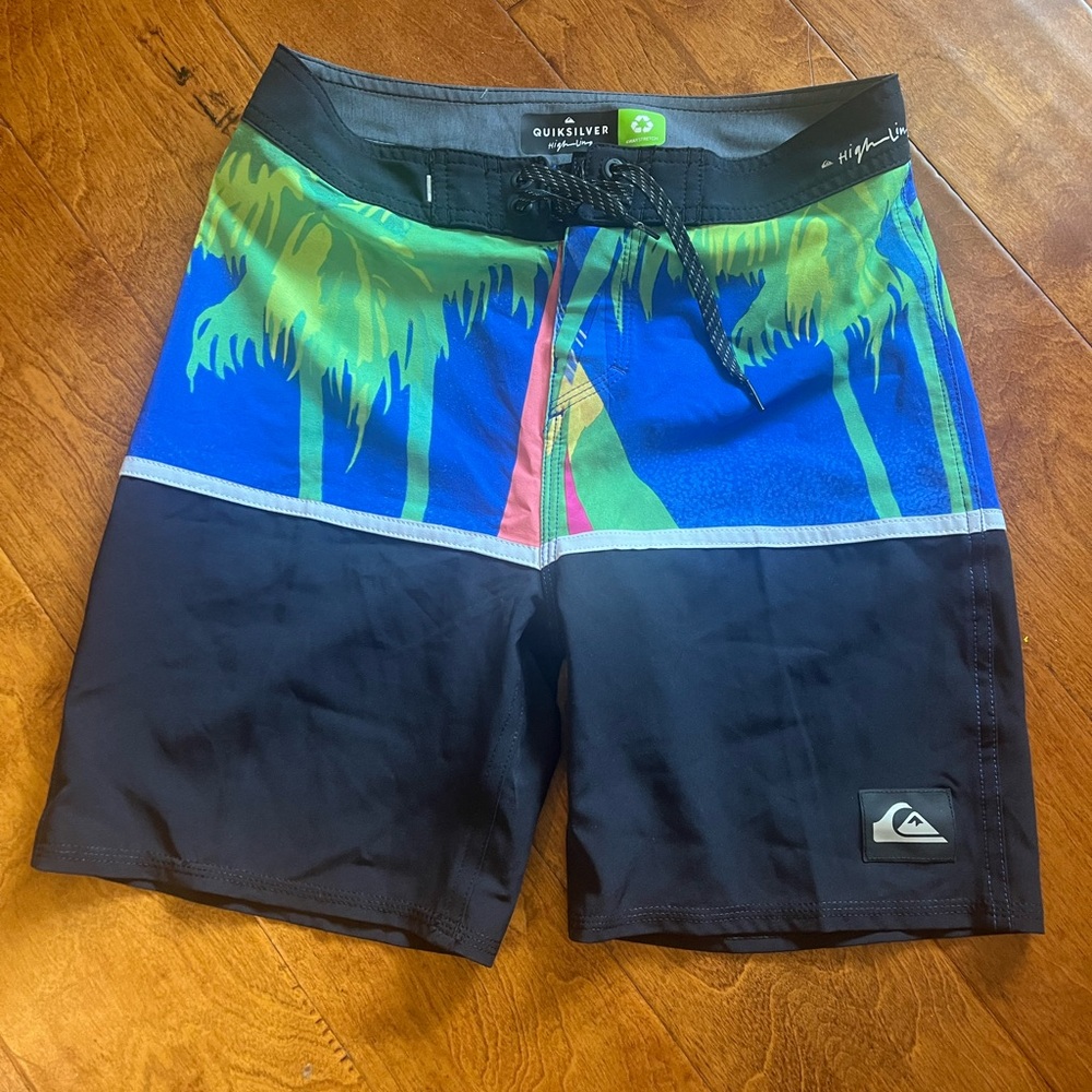 Quiksilver boys Blue Swim Shorts 26 (10-12)